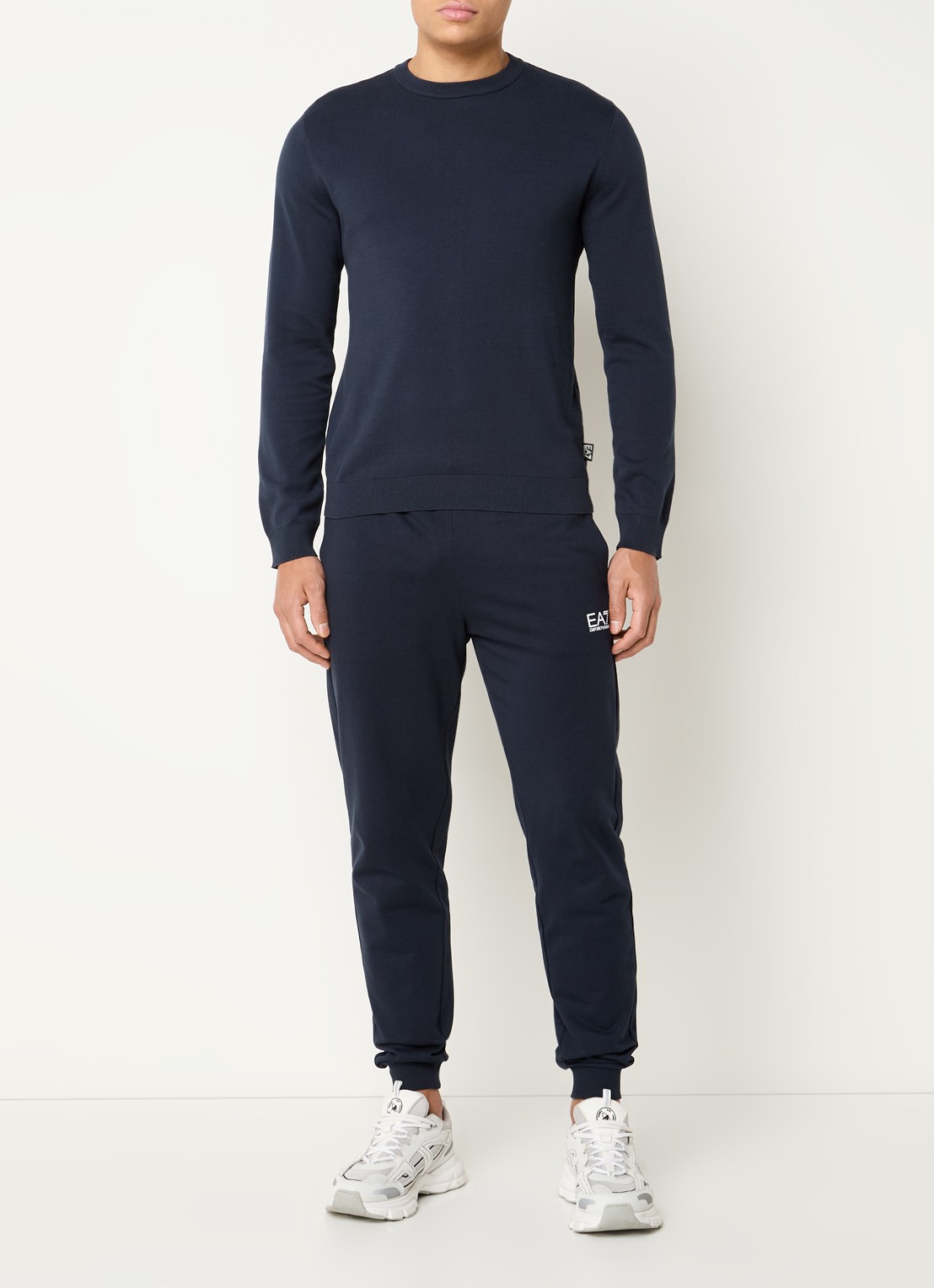 Armani Slim fit joggingbroek met logo en steekzakken - voorkant 2 donkerblauw