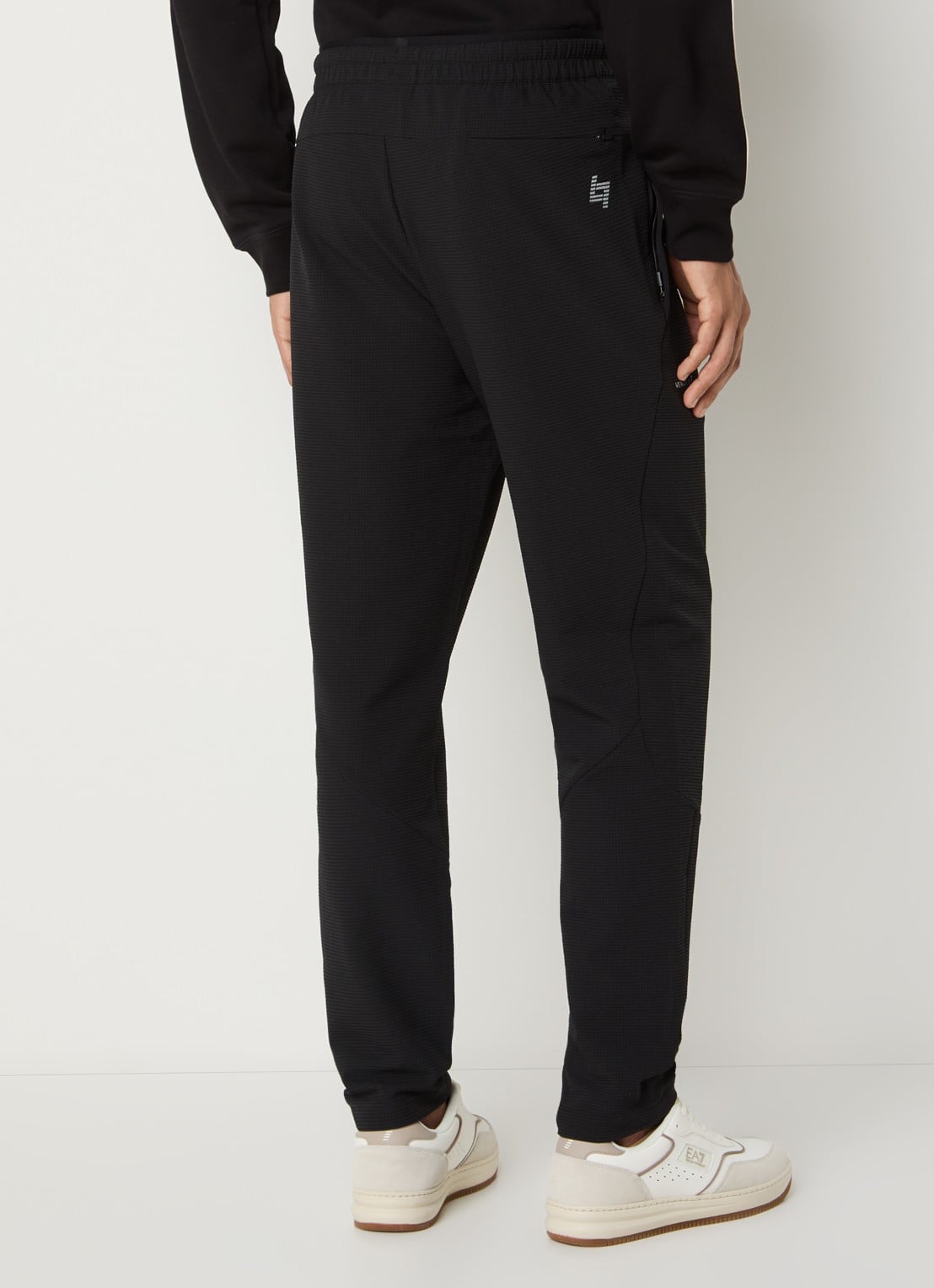 Armani Slim fit joggingbroek met logo en steekzakken - achterkant zwart