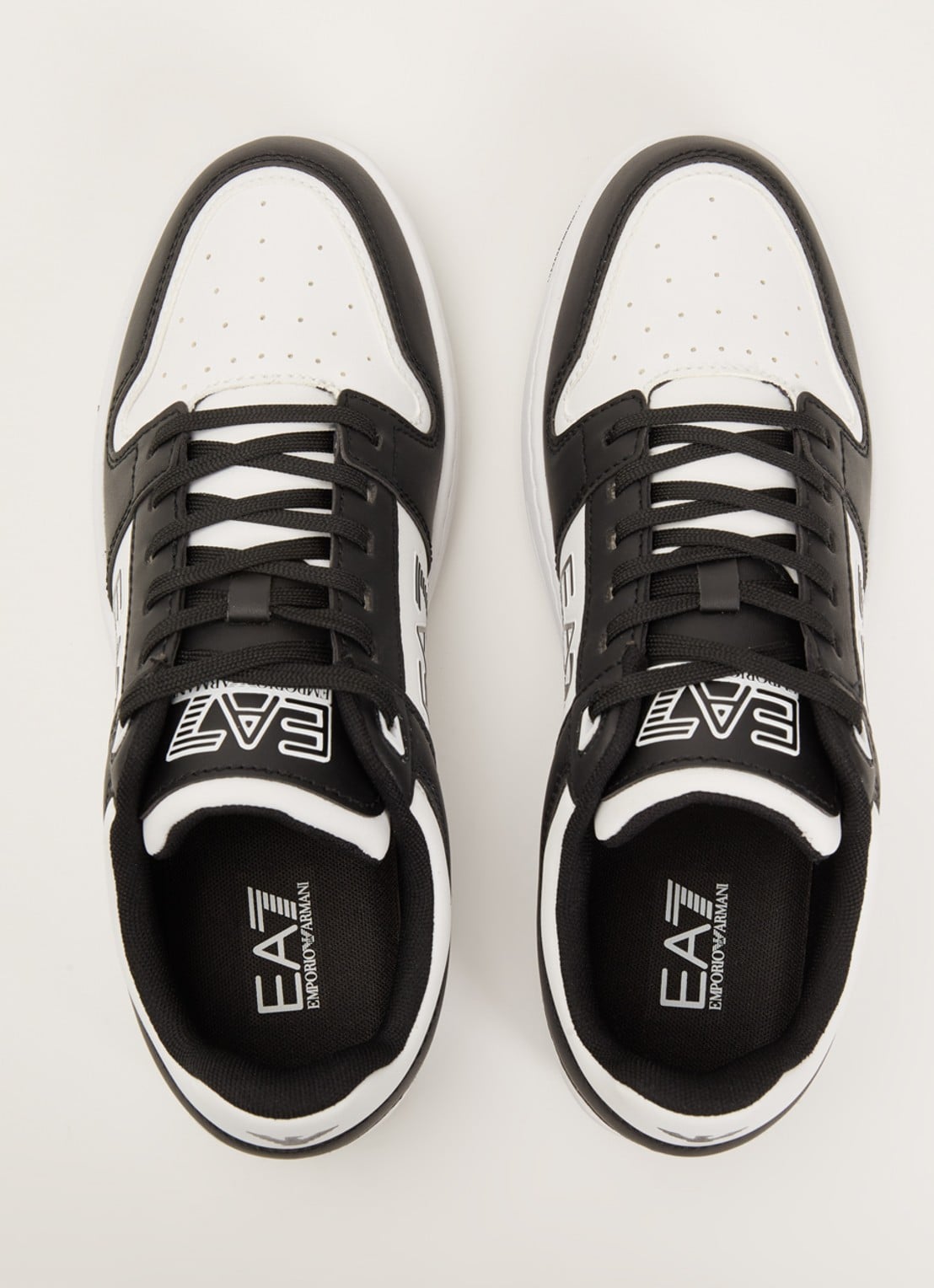 Armani Sneaker met logo - detail 2 zwart