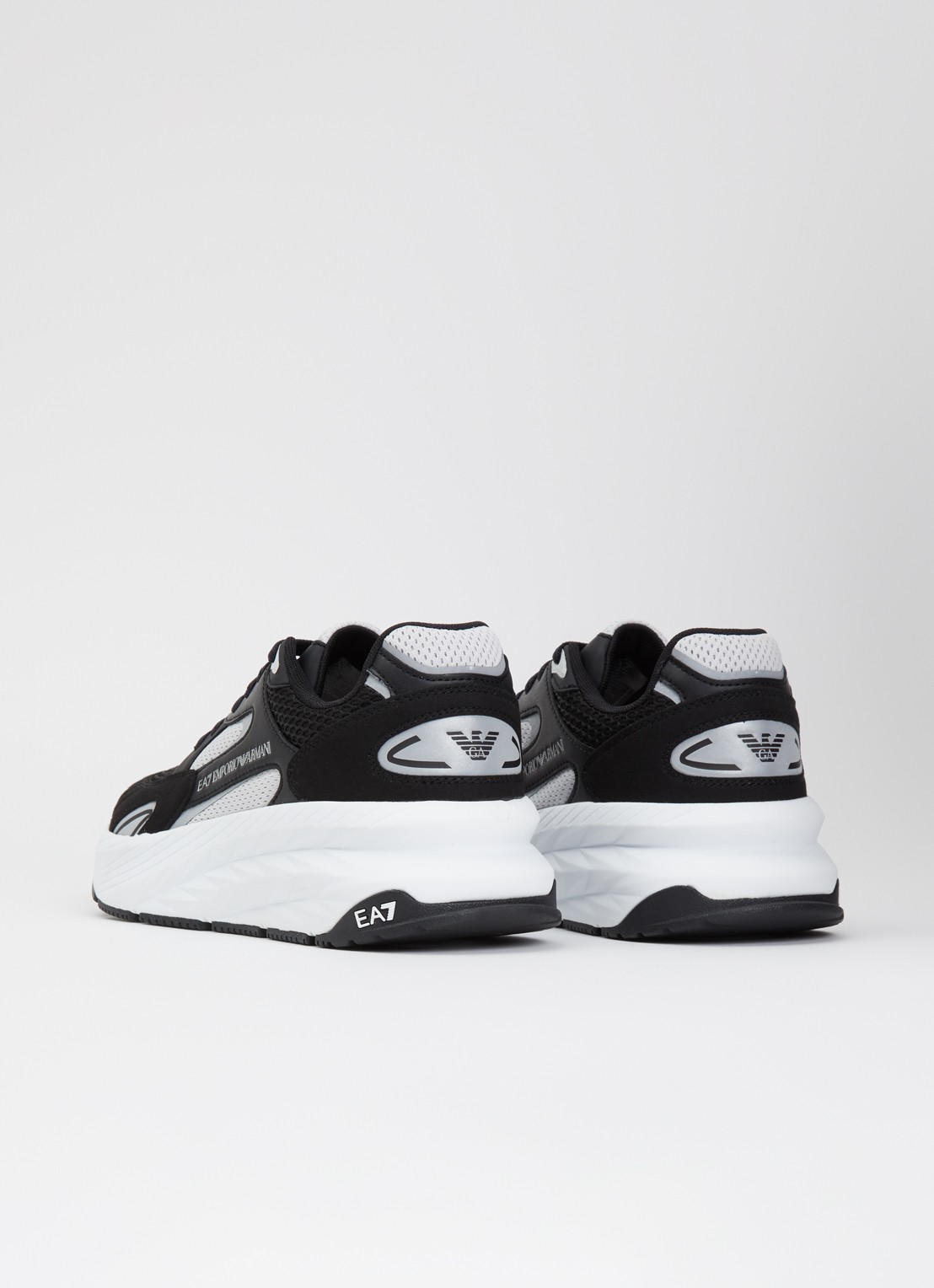 Armani Sneaker met mesh details en logo - achterkant 2 zwart