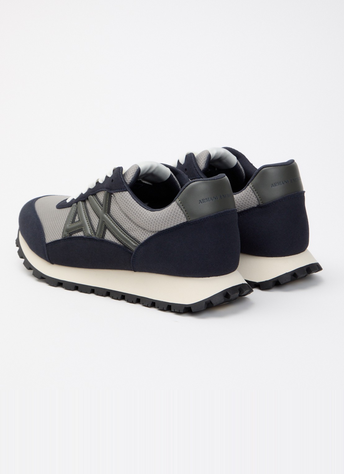 Armani Sneaker met mesh details en logo - achterkant donkerblauw