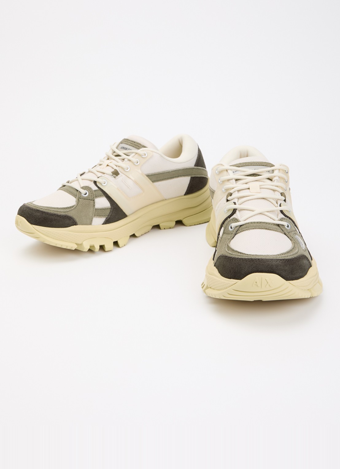 Armani Sneaker met suéde details  - detail 2 creme