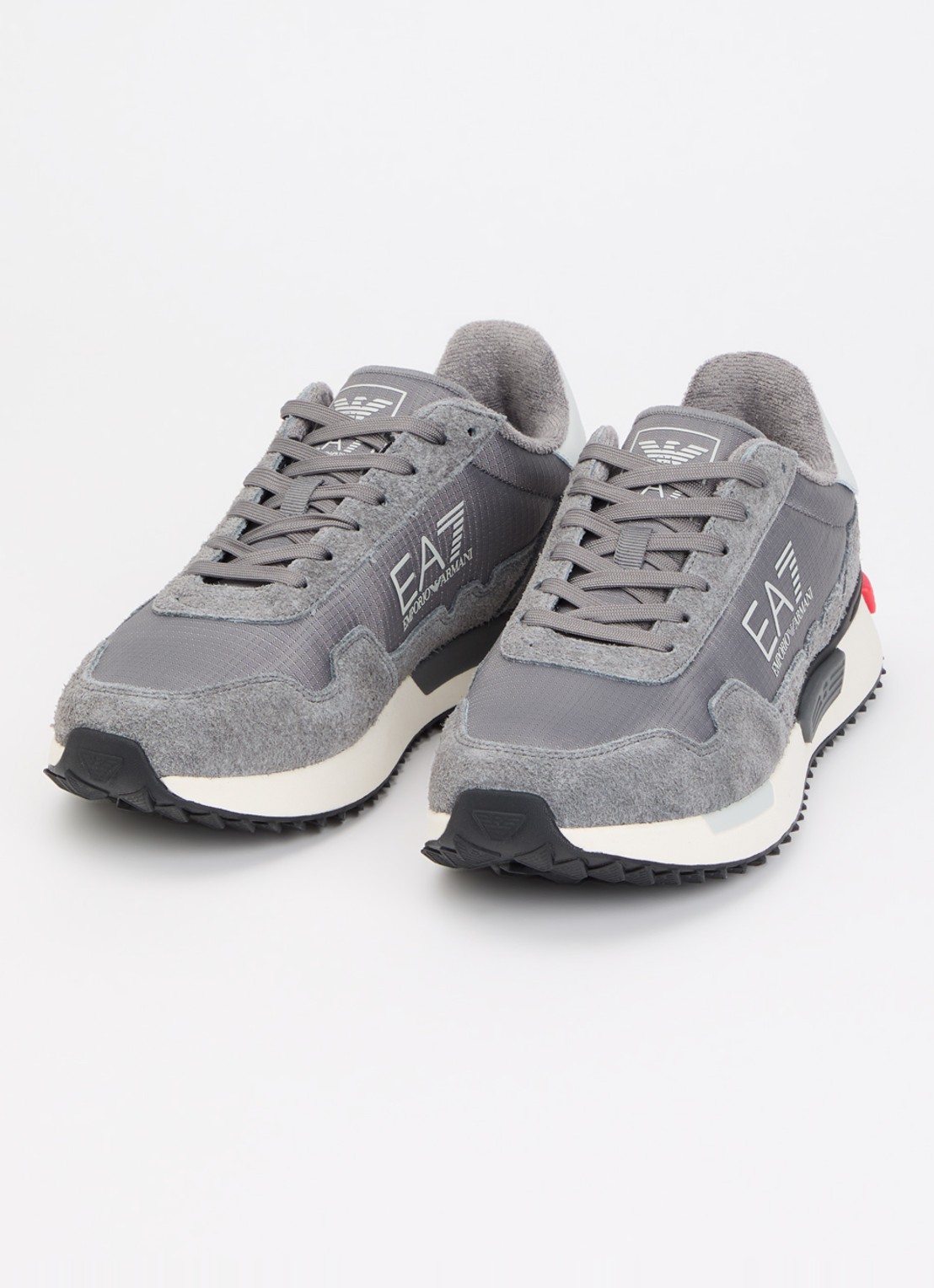Armani Sneaker suède details en logo - detail 2 grijs