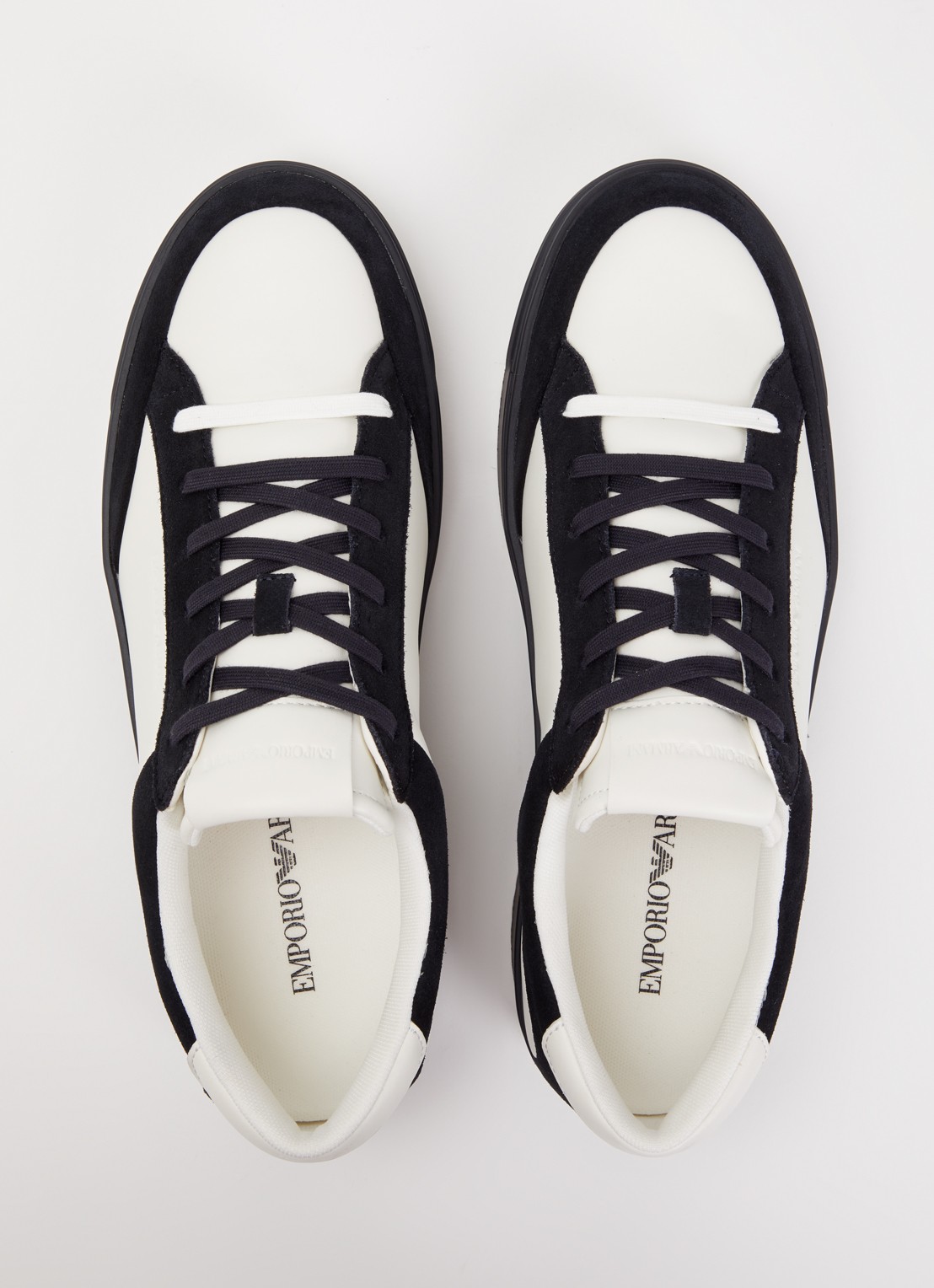 Armani Sneaker van leer met details van suède - detail 4 zwart