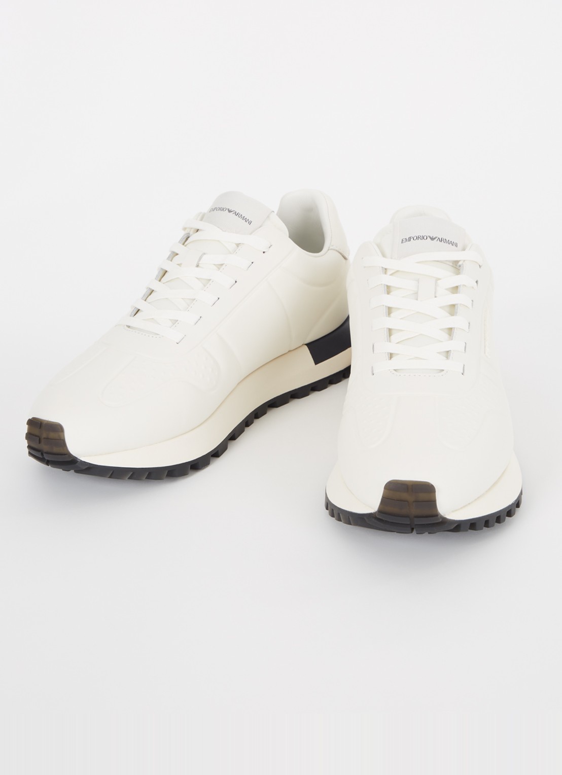 Armani Sneaker van leer met logo - detail 2 gebroken wit