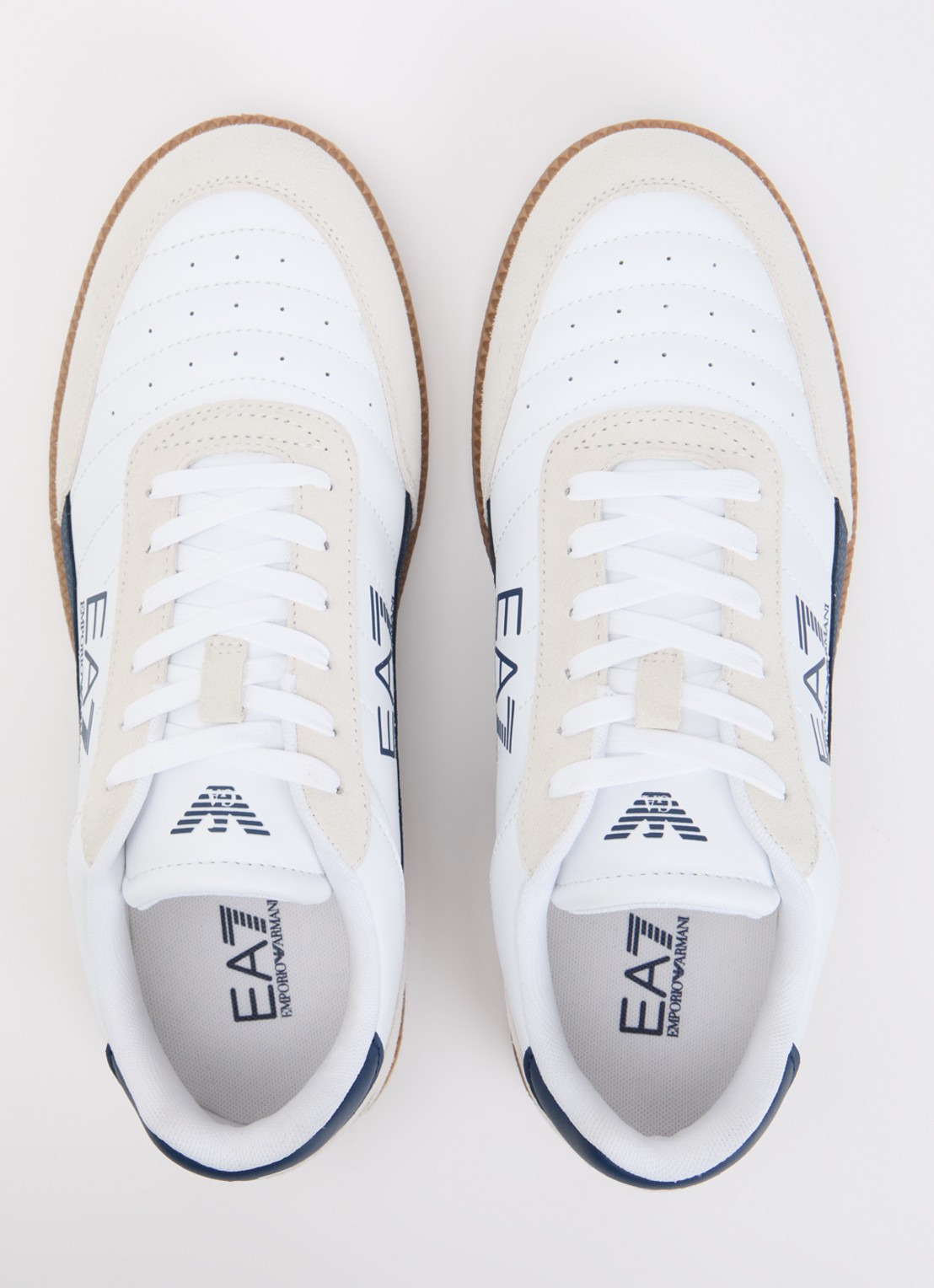 Armani Sneaker van leer met suède details en logo - detail 4 donkerblauw