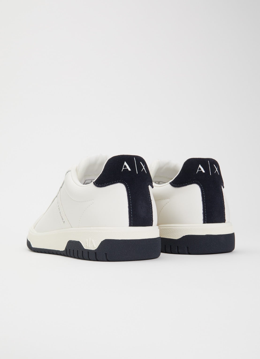 Armani Sneaker van leer met suède details - achterkant 5 gebroken wit