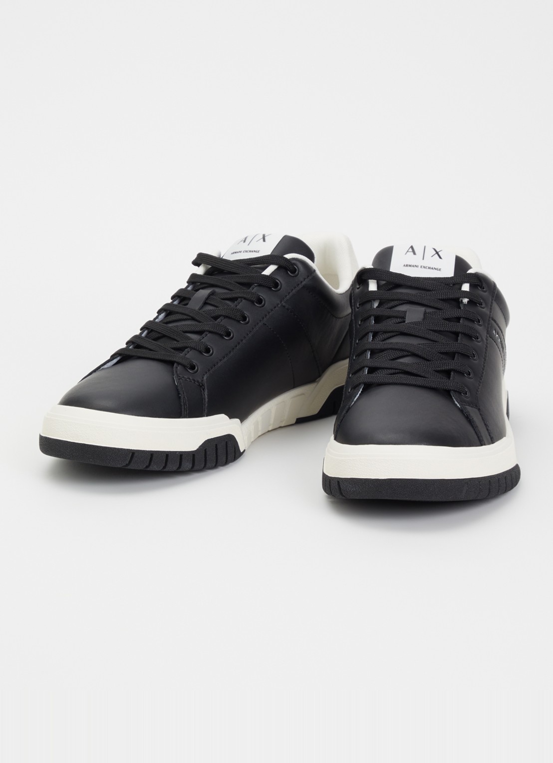 Armani Sneaker van leer met suède details - detail 2 zwart
