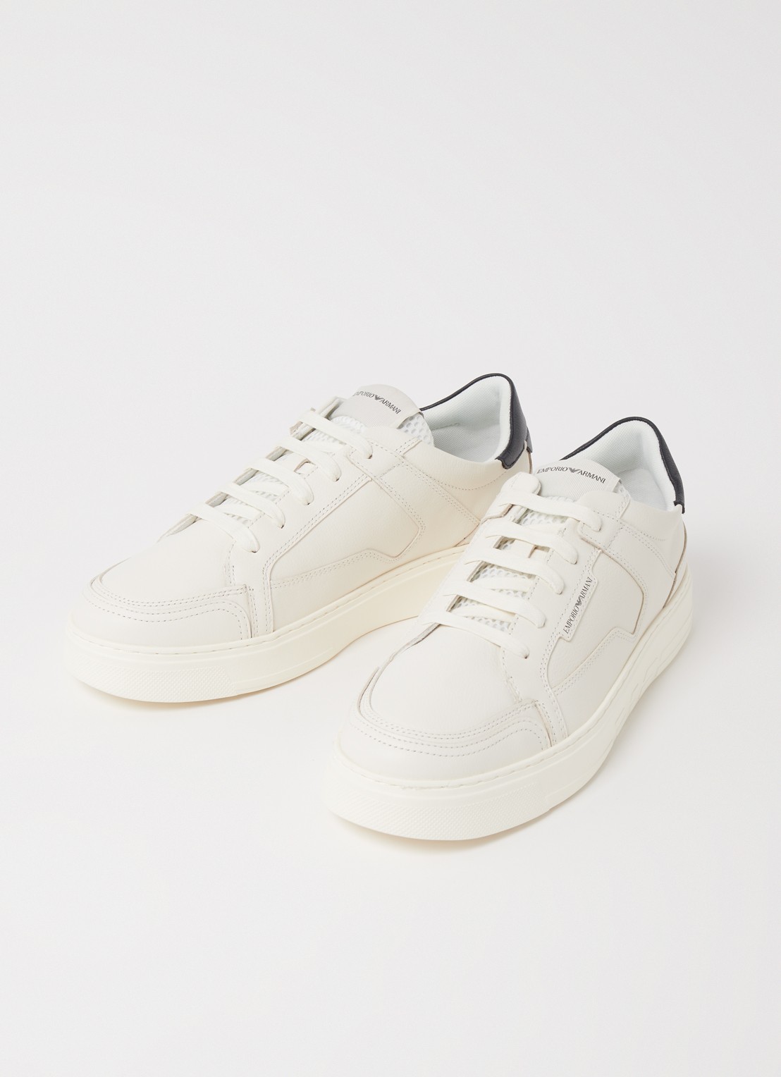Armani Sneaker van leer   - detail 2 wit