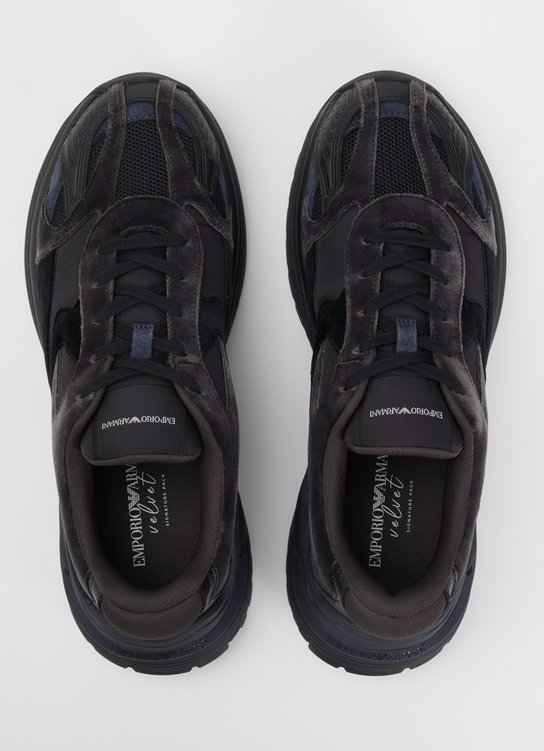 Armani Sneaker van mesh met details van suède - detail 2 zwart