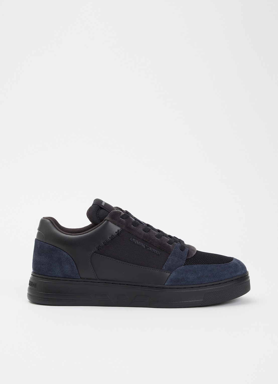 Armani Sneaker van mesh met suède details - voorkant 5 donkerblauw