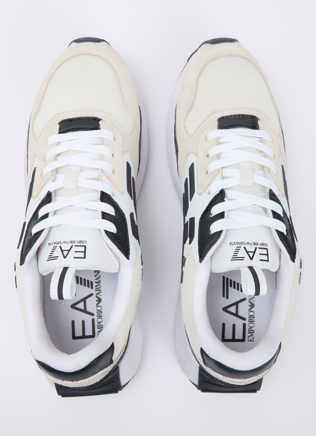 Armani Sneaker van suède met details van mesh - detail 3 gebroken wit