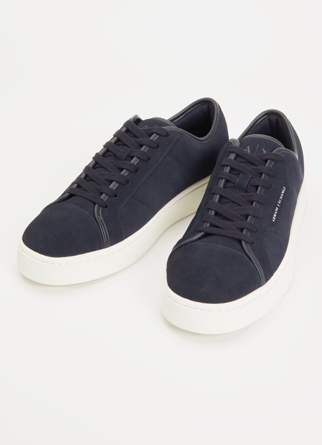 Armani Sneaker van suède met logo - detail 2 donkerblauw