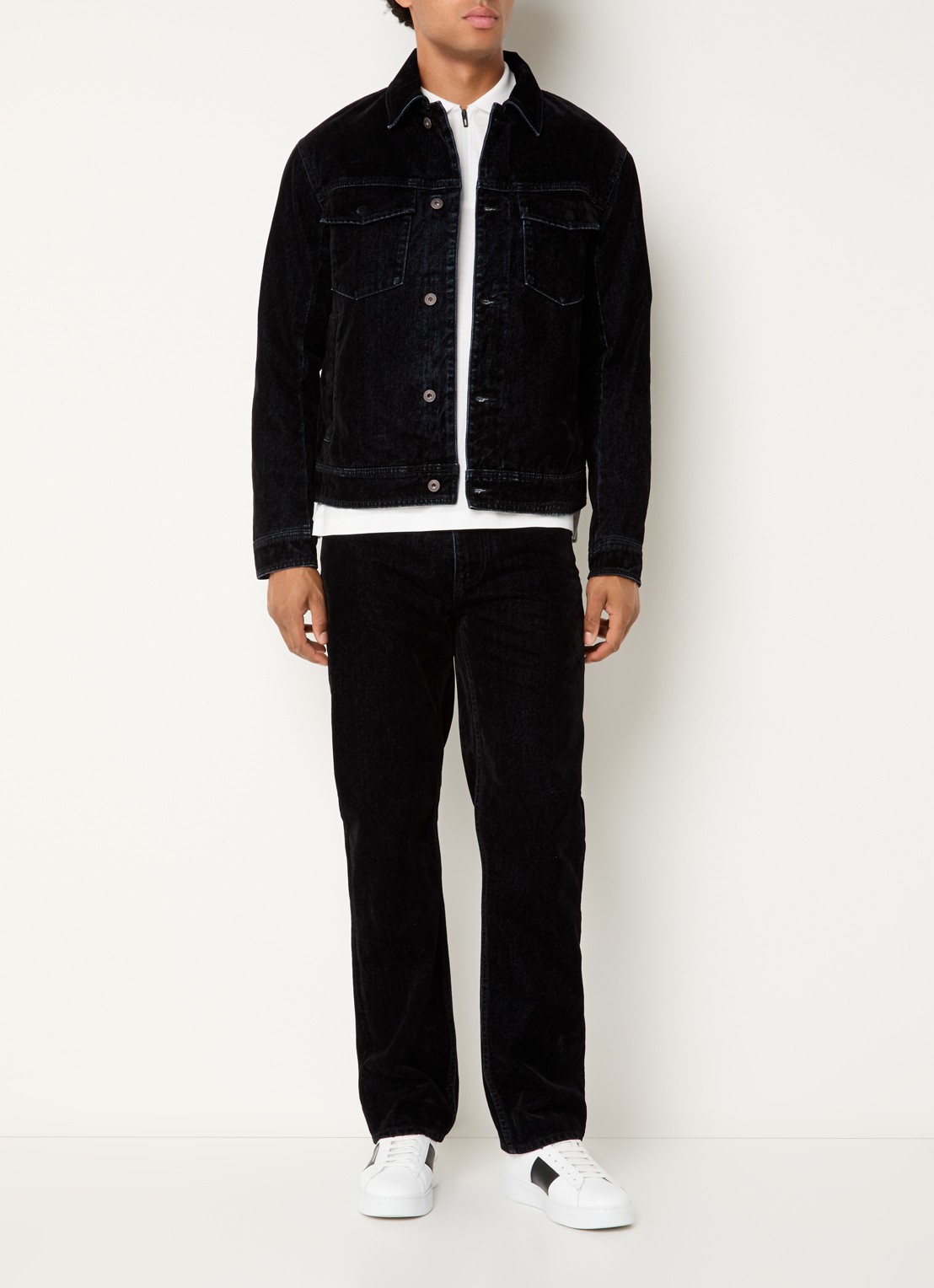 Armani Spijkerjas met borstzakken - voorkant 3 denim