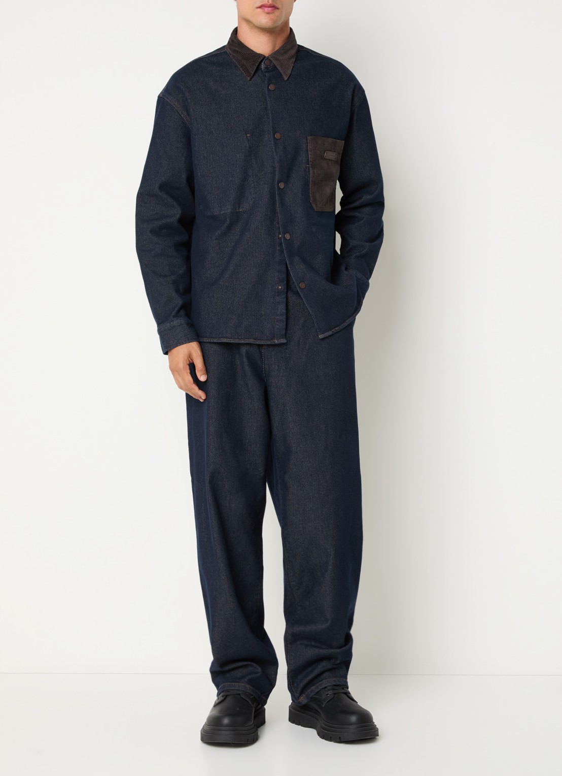 Armani Spijkerjas met details van corduroy - voorkant 3 indigo