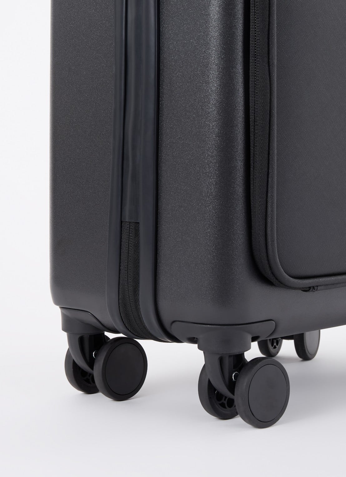 Armani Spinner 55,5 cm - detail 3 zwart