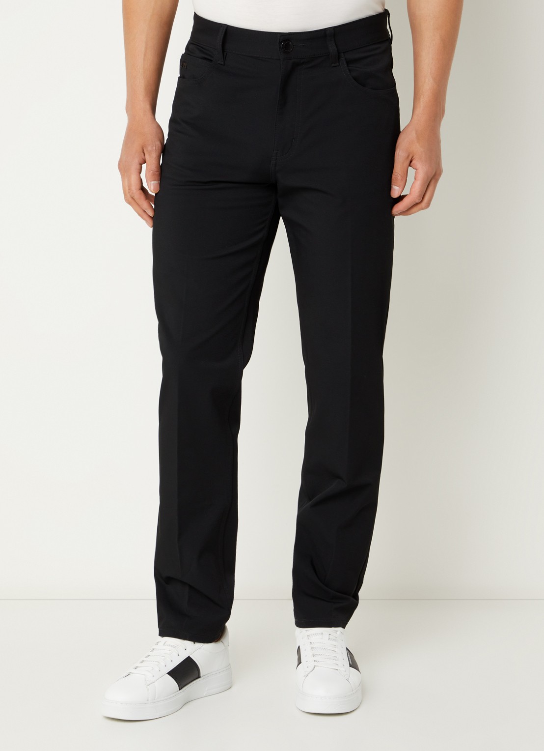 Armani Straight fit chino met steekzakken - detail 4 zwart