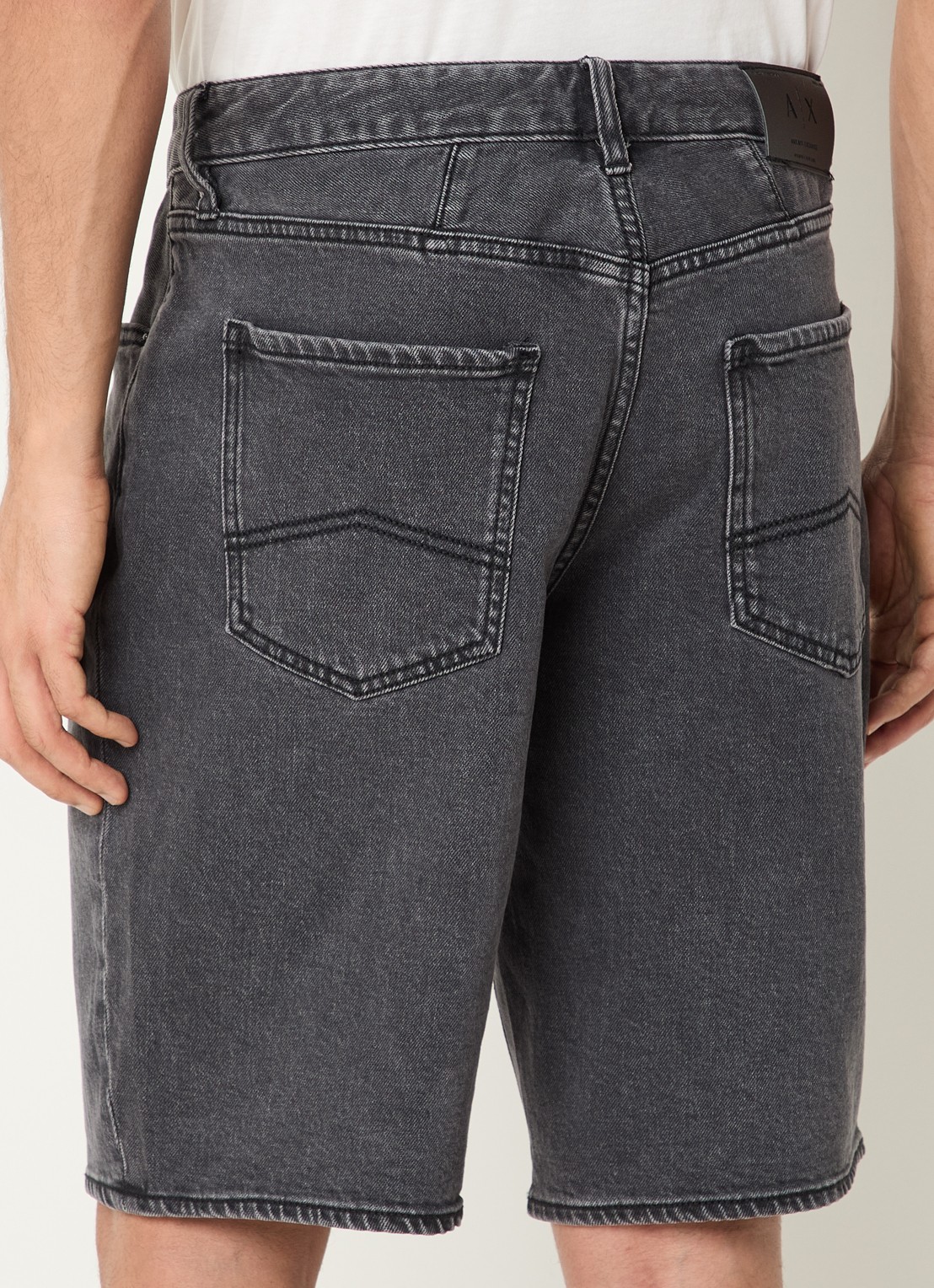 Armani Straight fit korte broek van denim met gekleurde wassing - achterkant 3 grijs