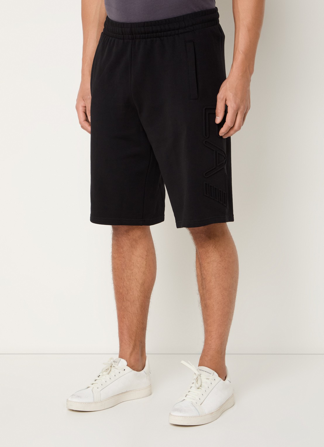 Armani Straight fit korte joggingbroek met 3D logoprint - detail 2 zwart