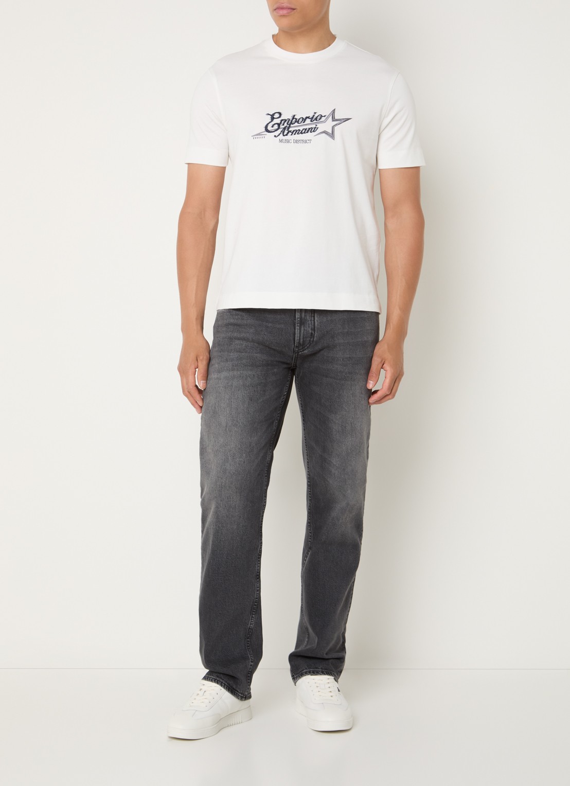 Armani Straight leg jeans met gekleurde wassing - voorkant 4 grijs