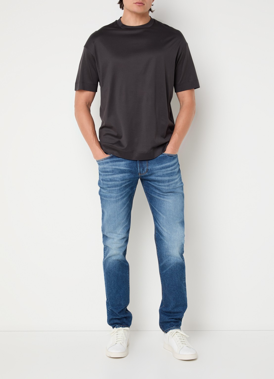 Armani Straight leg jeans met steekzakken - voorkant 5 indigo