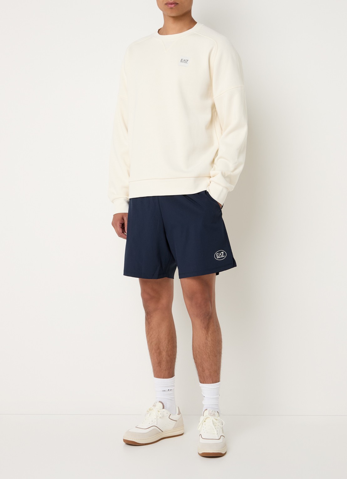 Armani Sweater met logo- en backprint - voorkant 2 creme
