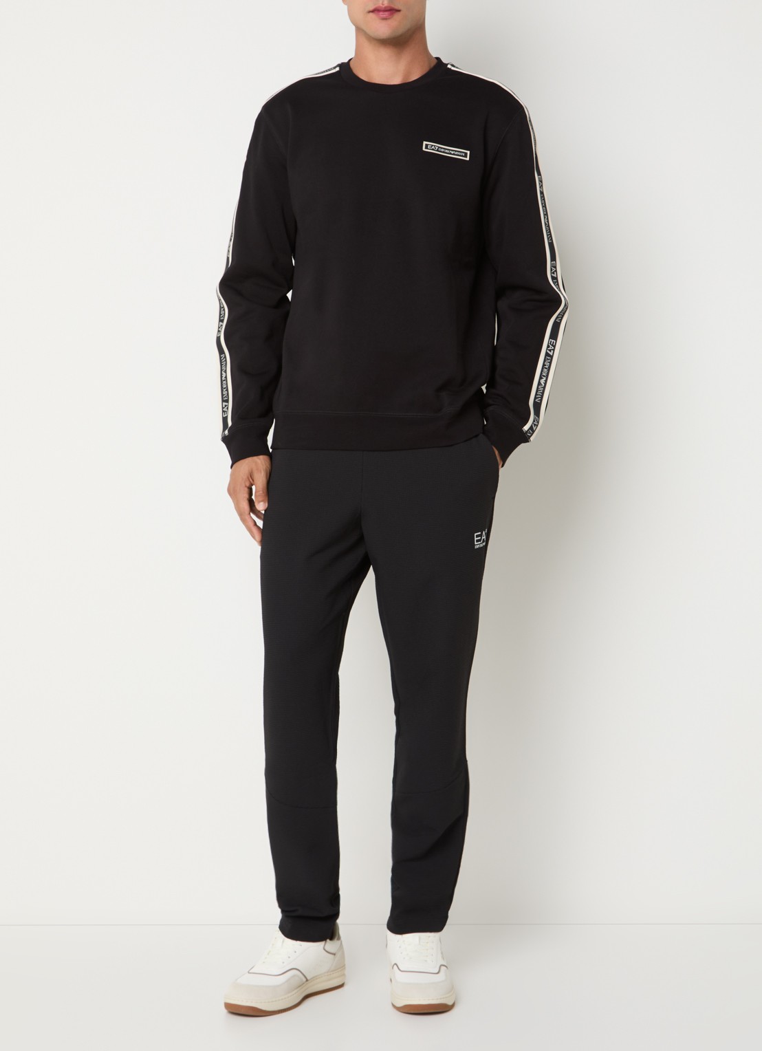 Armani Sweater met logo - voorkant 4 zwart