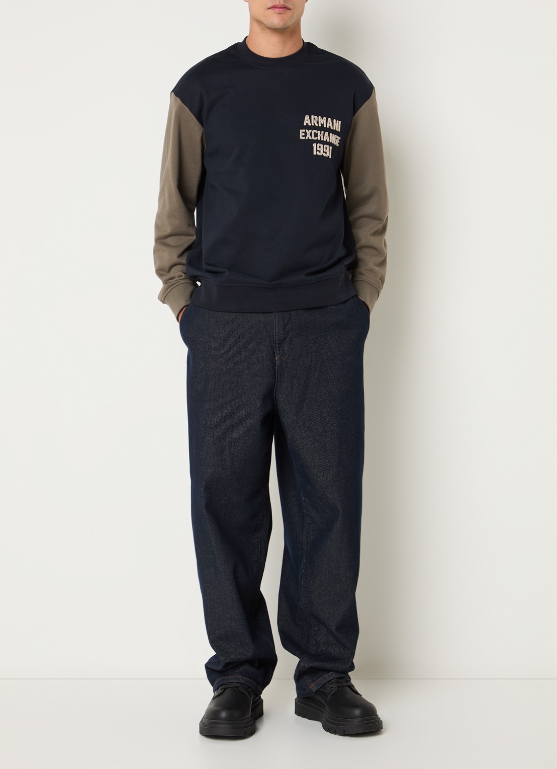 Armani Sweater met logoborduring - voorkant 2 donkerblauw