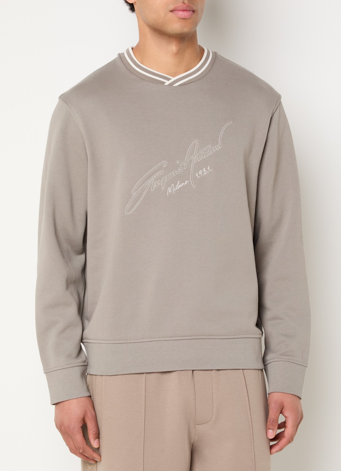 Armani Sweater met logoprint - detail 4 beige