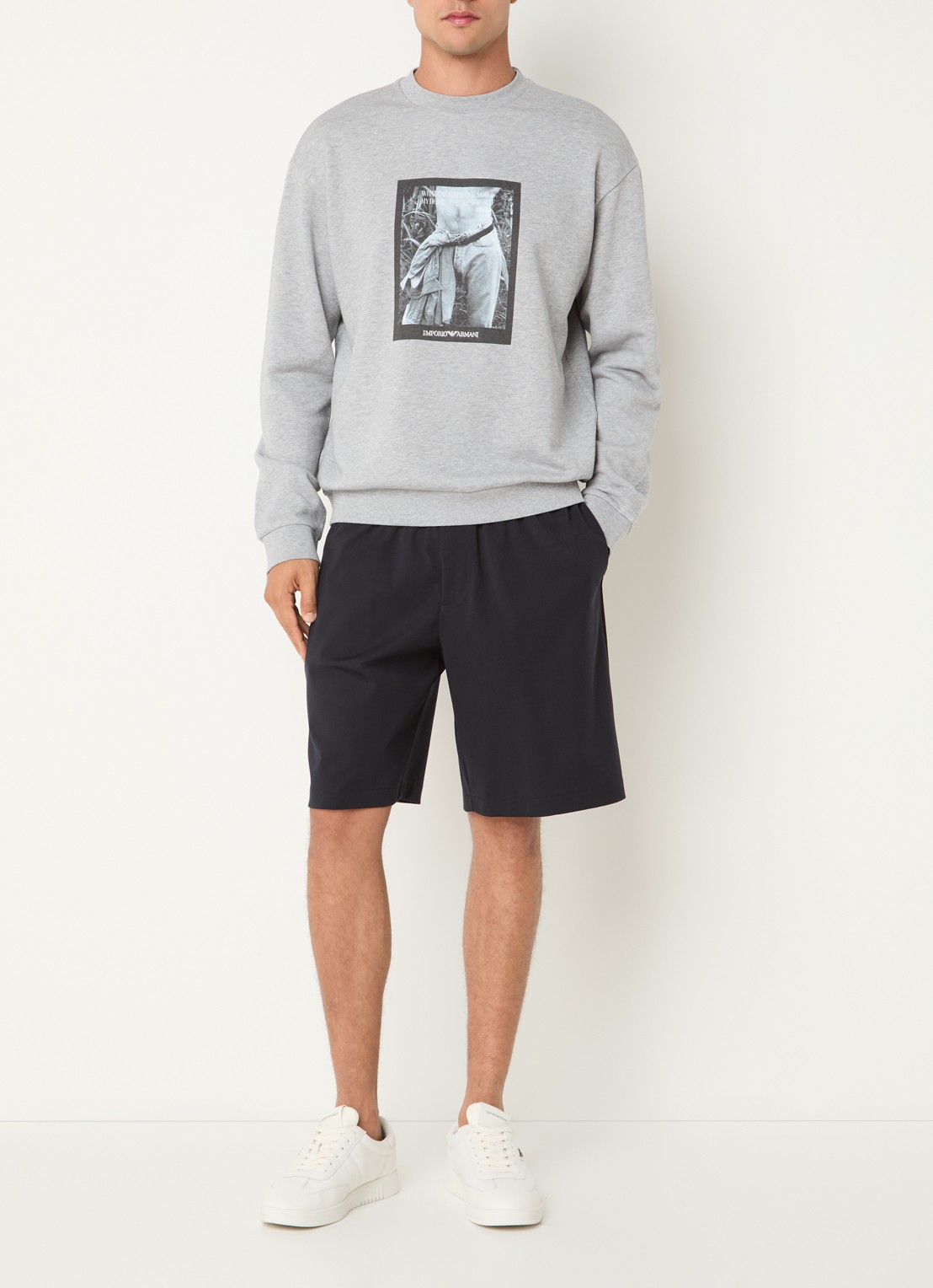 Armani Sweater met print - voorkant 4 lichtgrijs