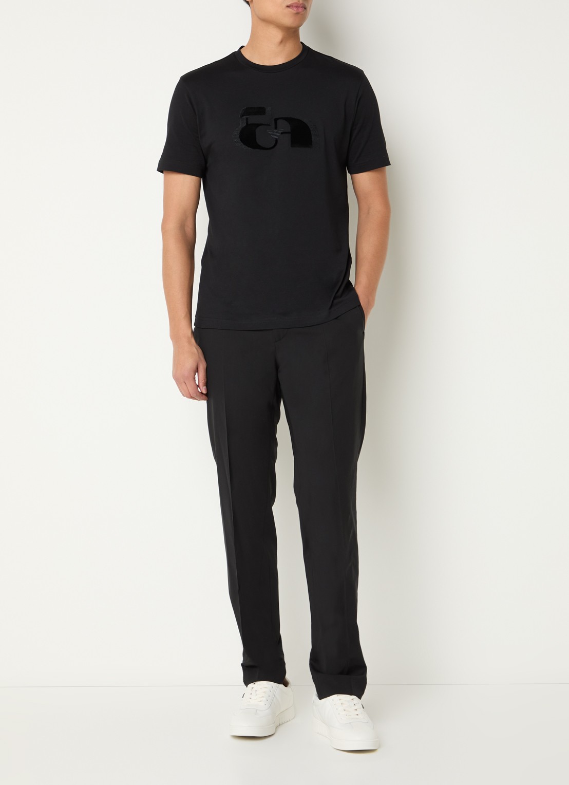 Armani T-shirt met flock logoprint - voorkant 3 zwart