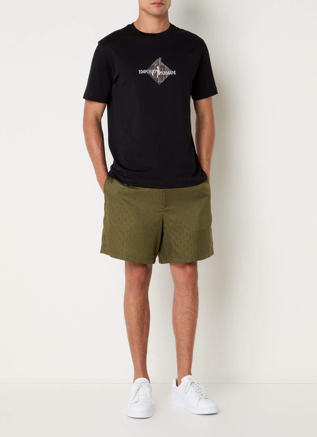 Armani T-shirt met flock logoprint - voorkant 3 zwart