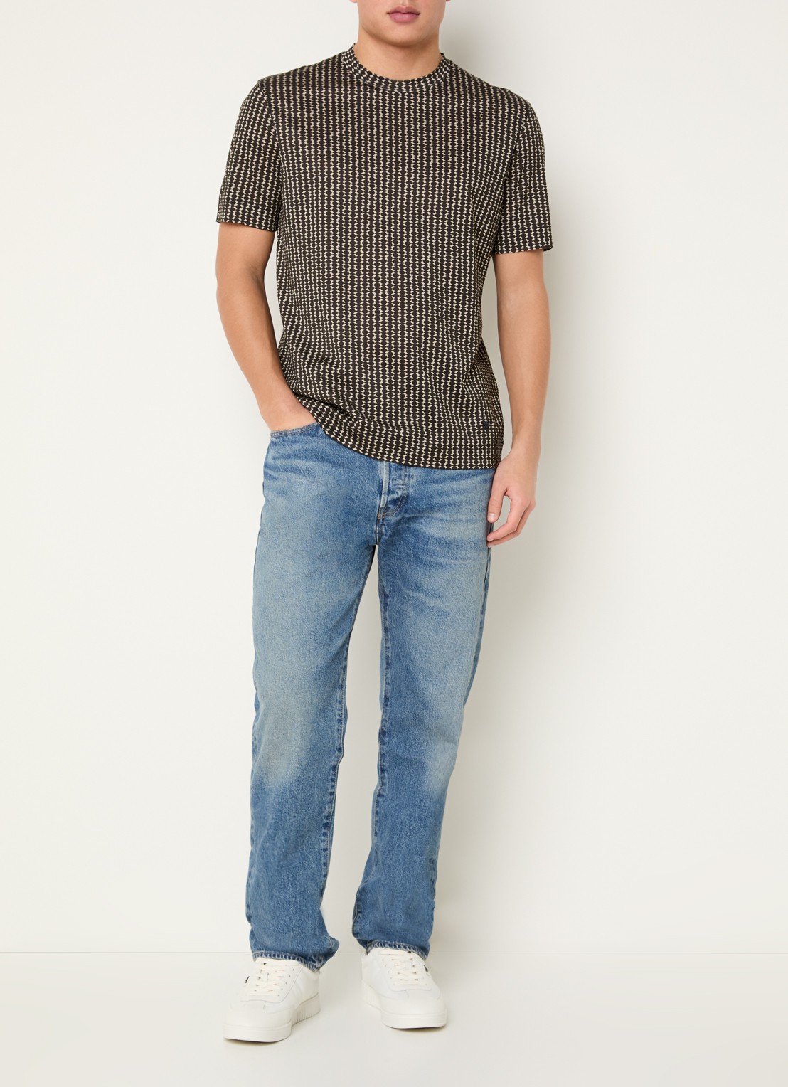 Armani T-shirt met grafische print - voorkant 2 zwart