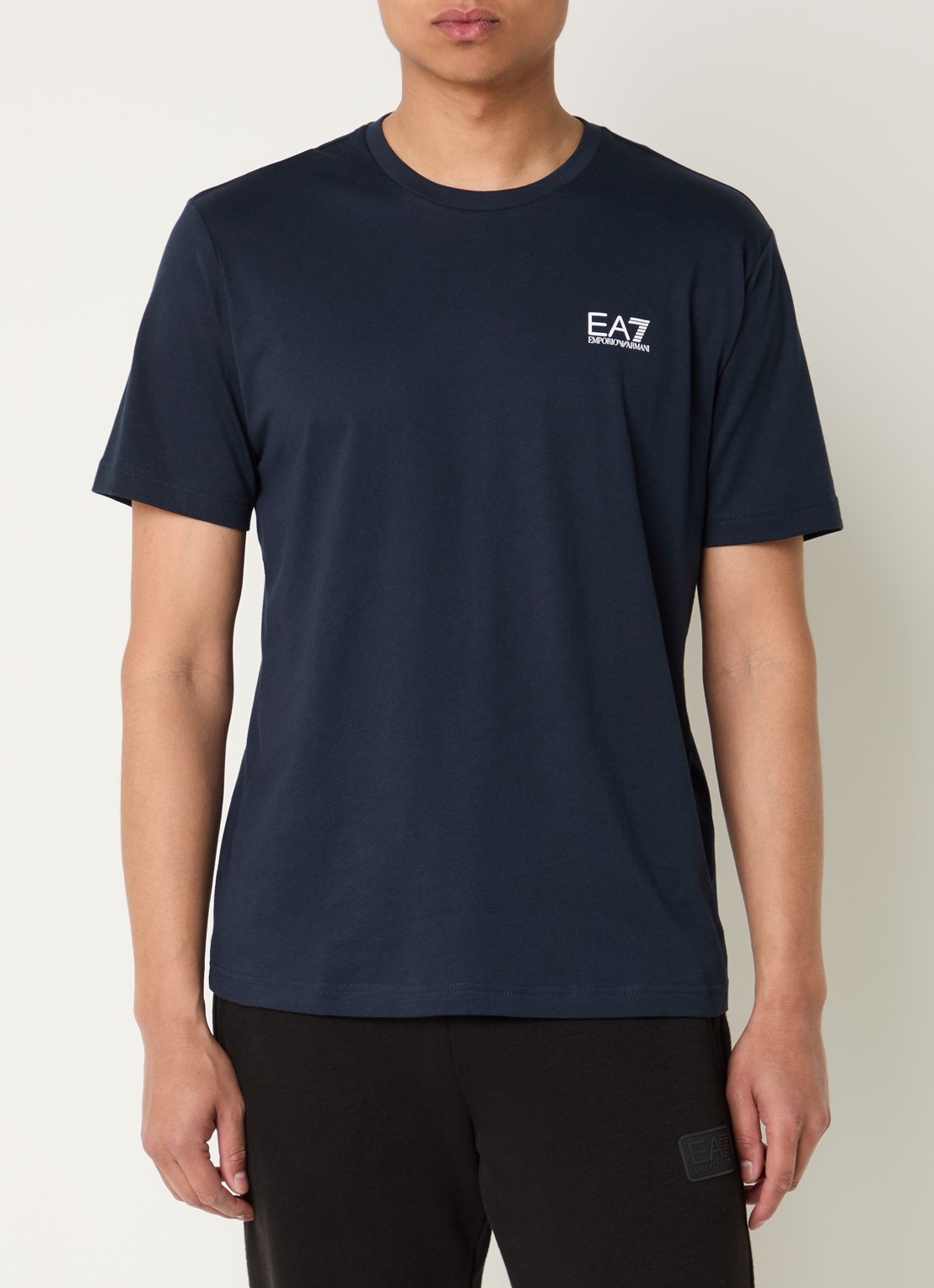 Armani T-shirt met logo- en backprint - detail donkerblauw