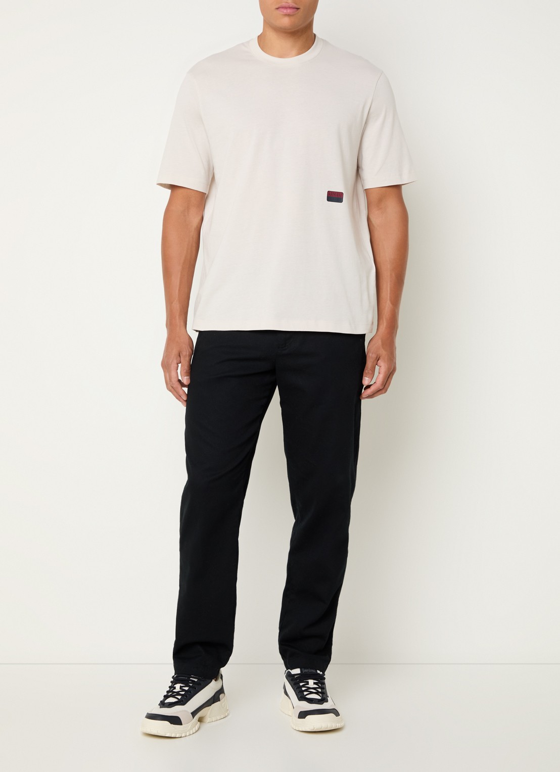 Armani T-shirt met logo - voorkant 2 beige