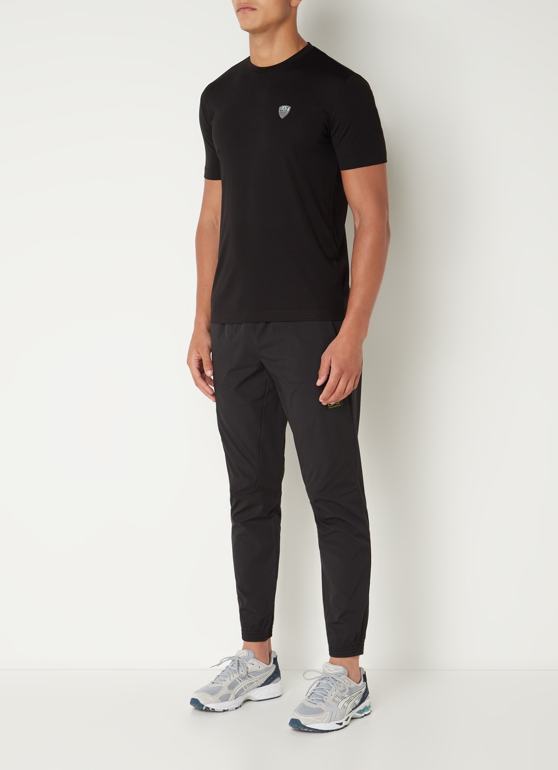 Armani T-shirt met logo  - voorkant 2 zwart