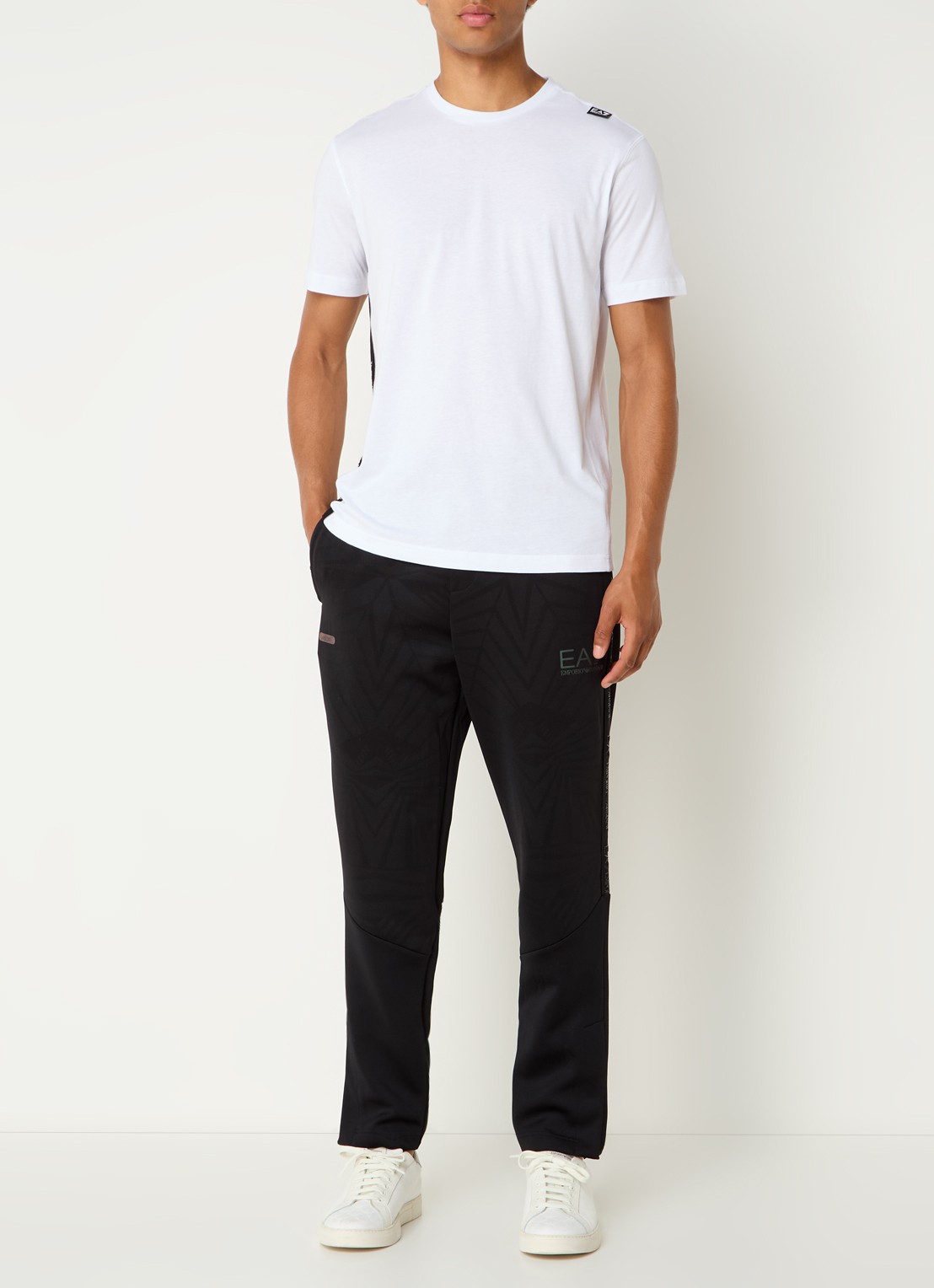 Armani T-shirt met logo - voorkant 3 wit