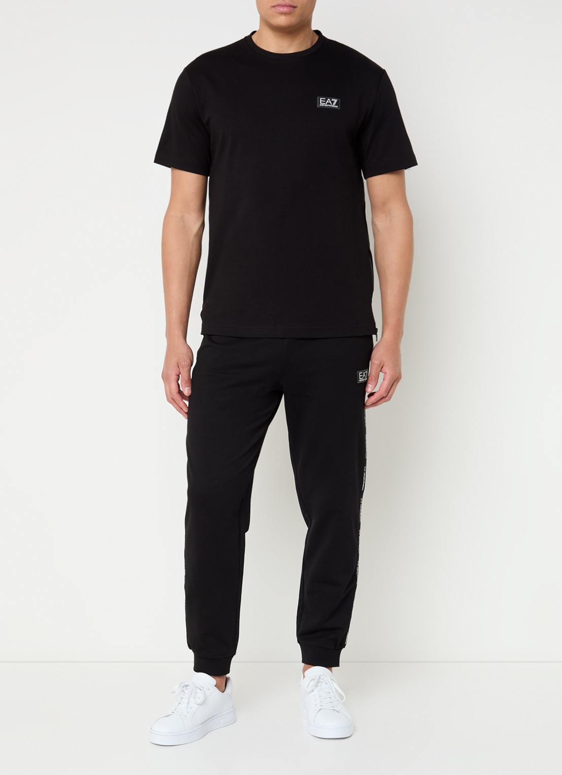 Armani T-shirt met logo - voorkant 3 zwart