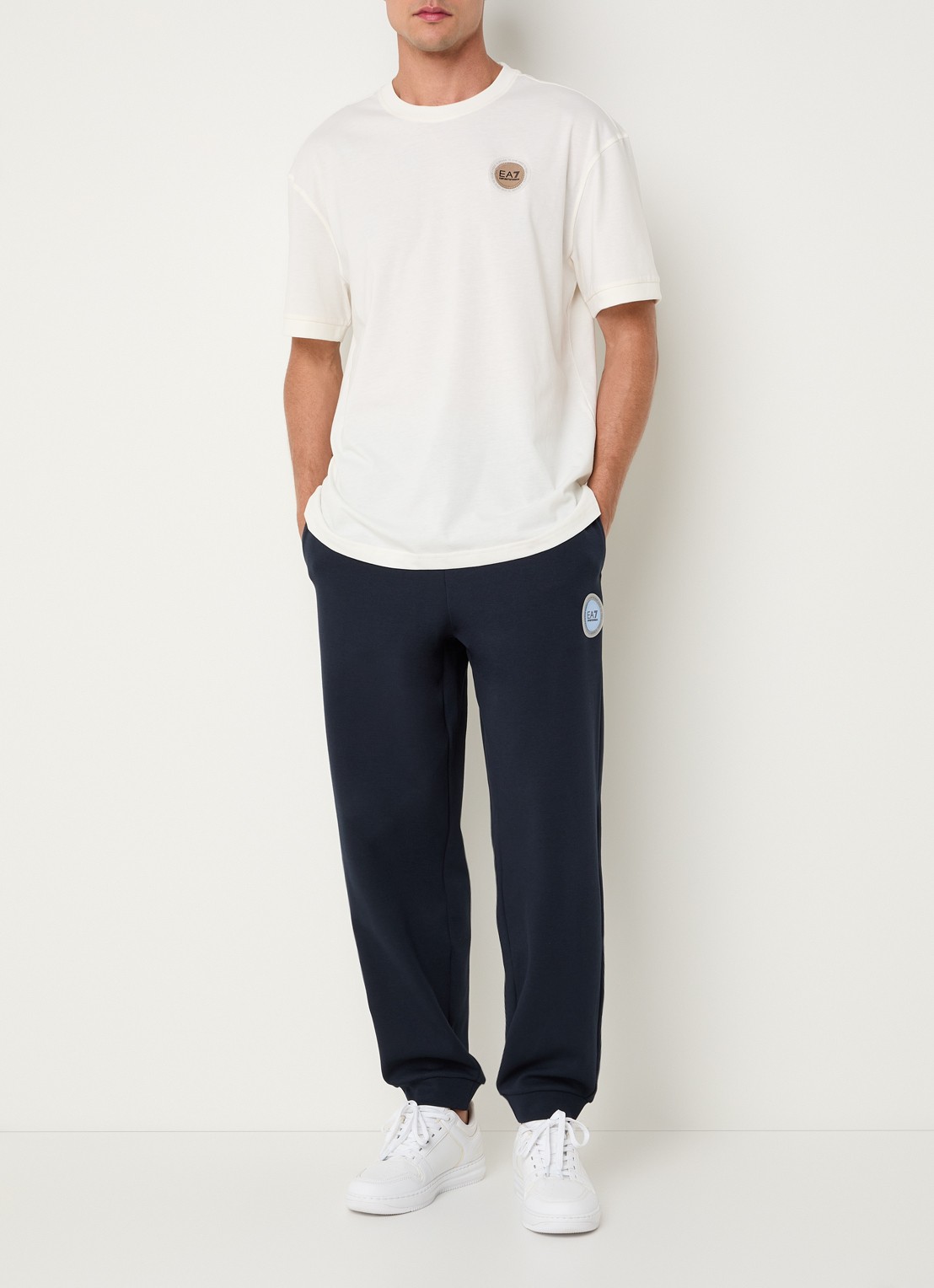 Armani T-shirt met logo - voorkant 2 wit