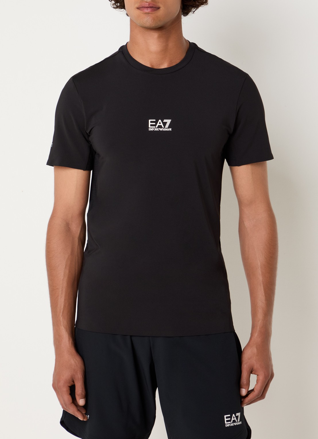 Armani T-shirt met logo - detail 4 zwart