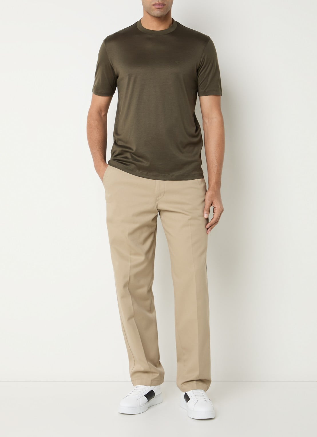Armani T-shirt met logo - voorkant 4 bronsgroen