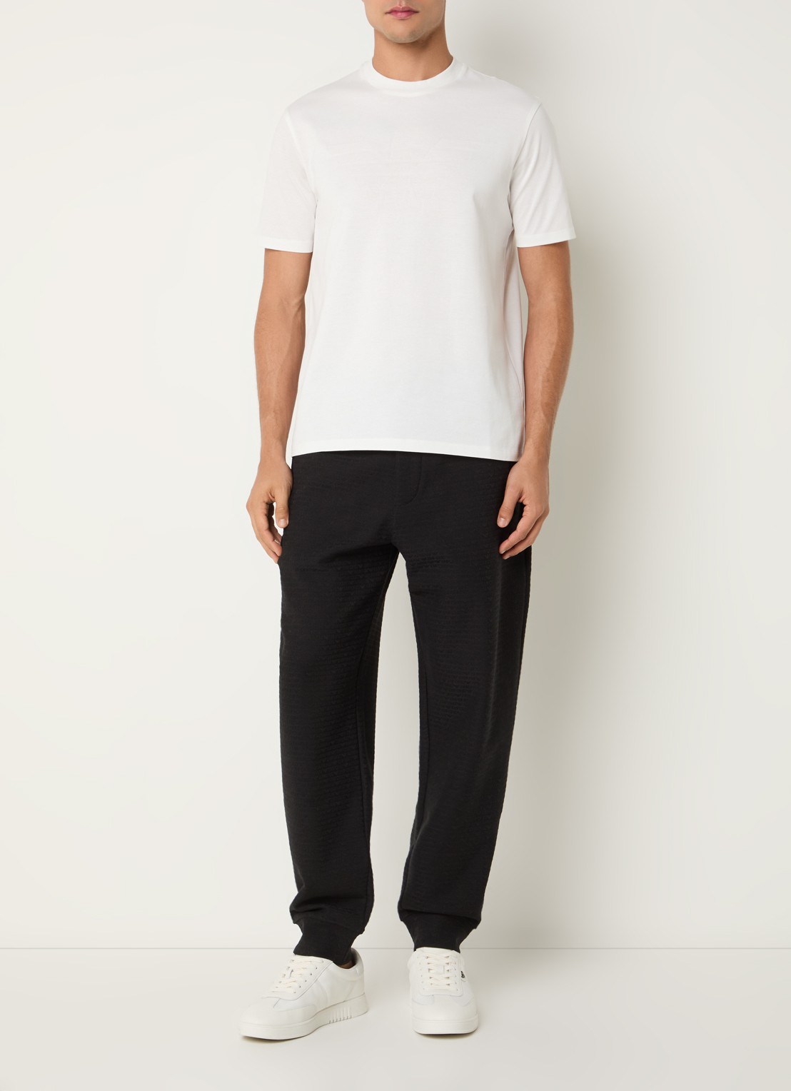 Armani T-shirt met logo - voorkant 3 bordeauxrood