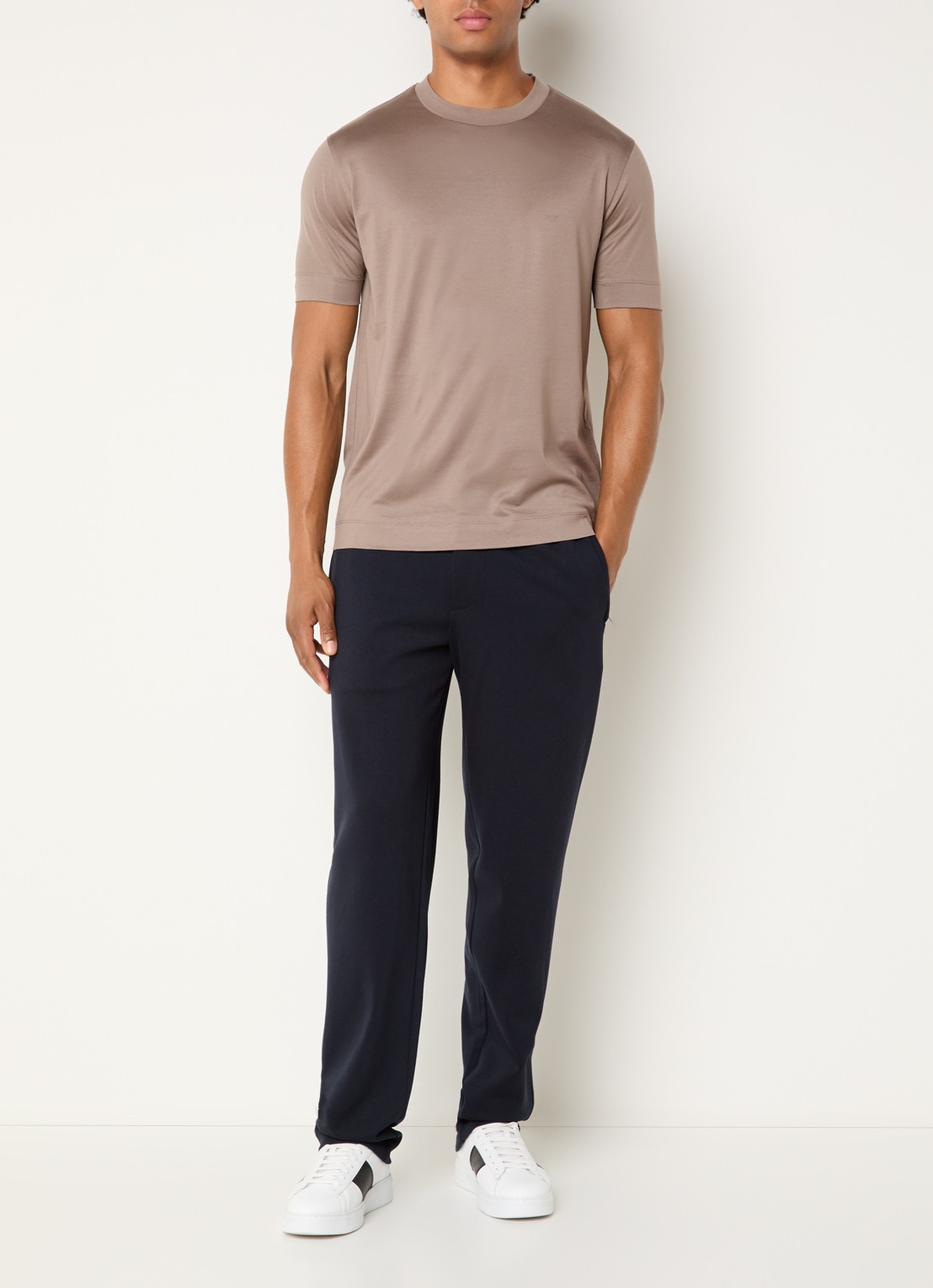 Armani T-shirt met logo - voorkant 4 lichtbruin