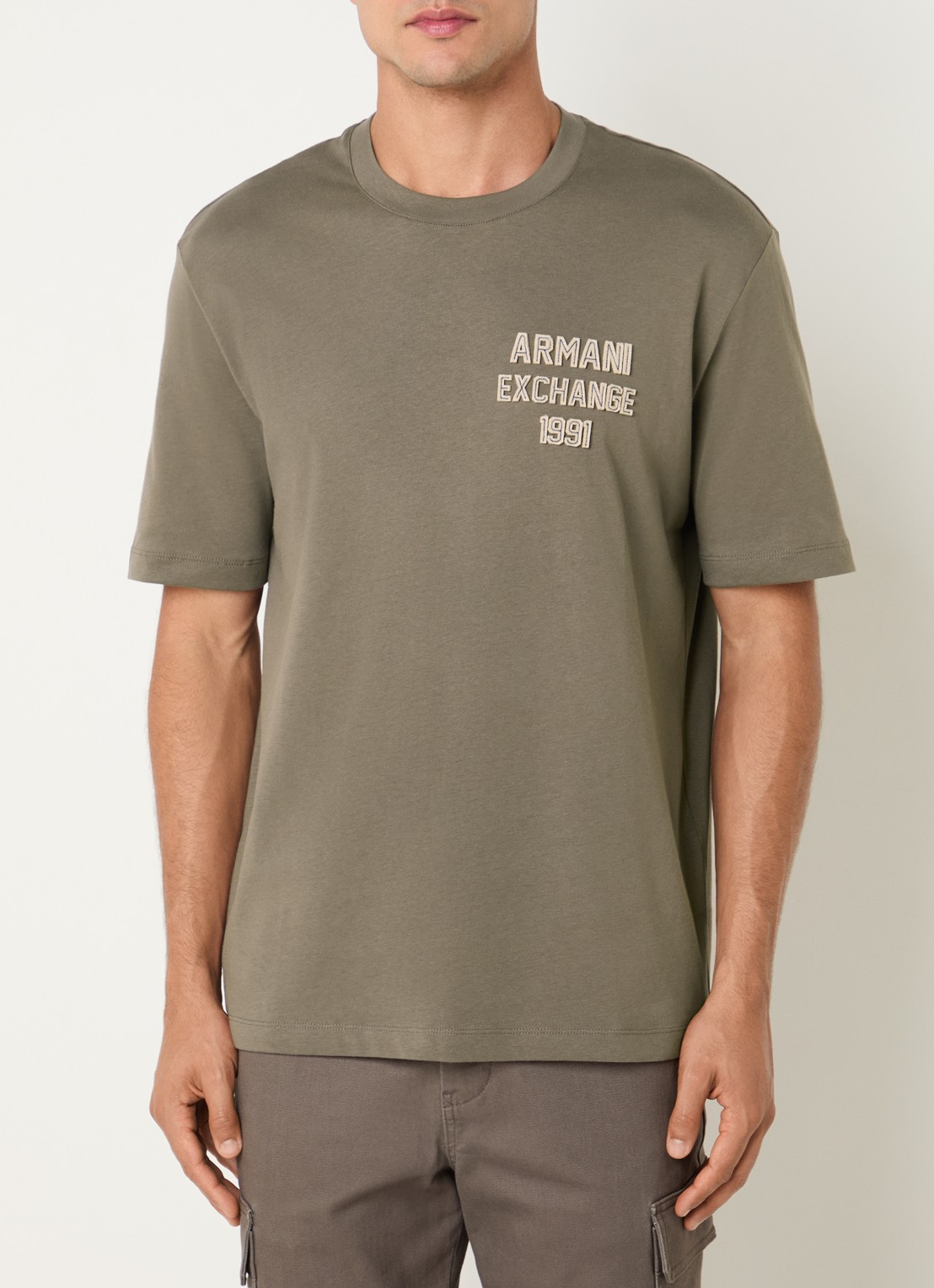 Armani T-shirt met logoborduring - detail donkerkhaki