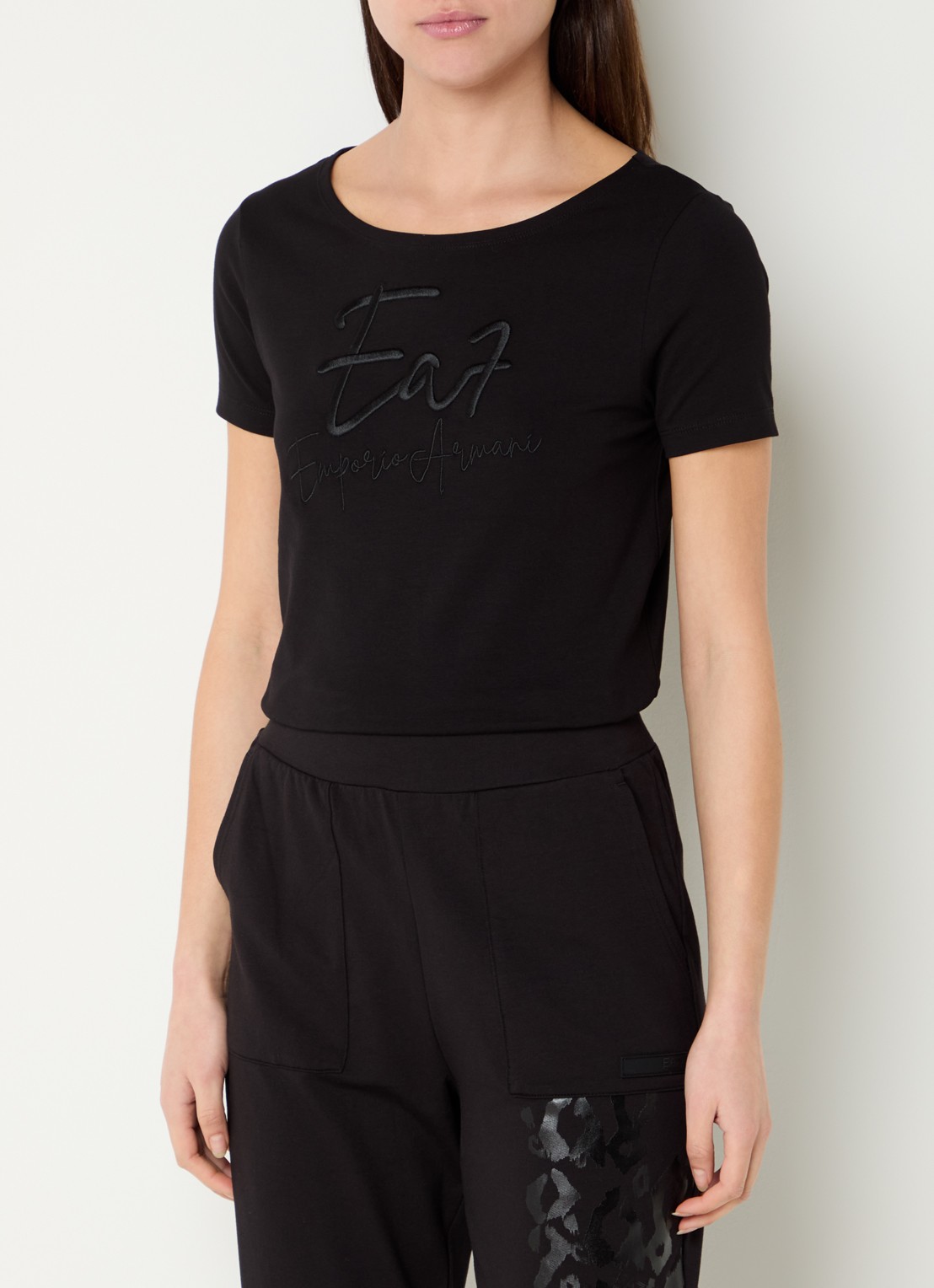 Armani T-shirt met logoborduring - detail 4 zwart