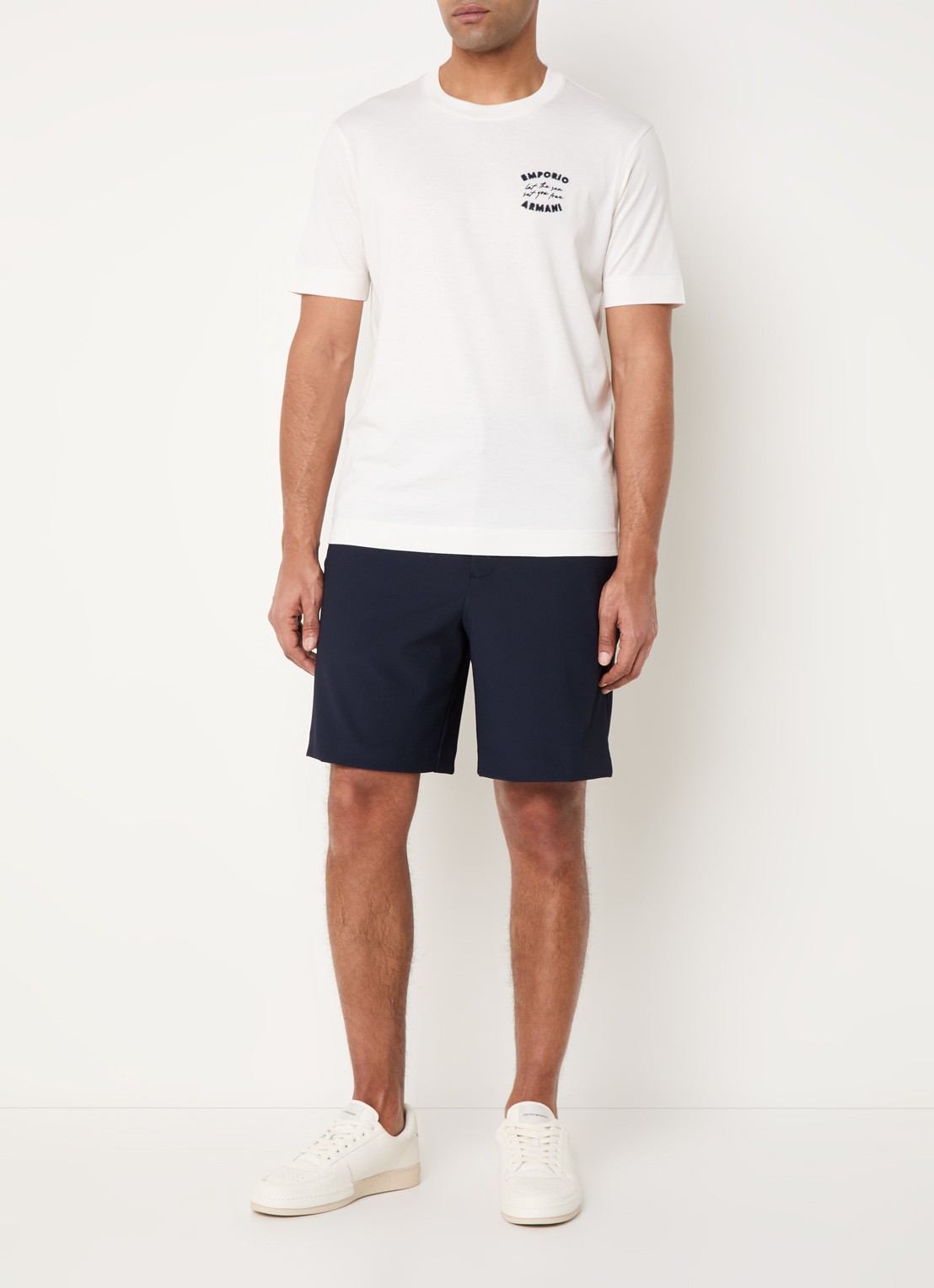 Armani T-shirt met logoborduring - voorkant 4 wit
