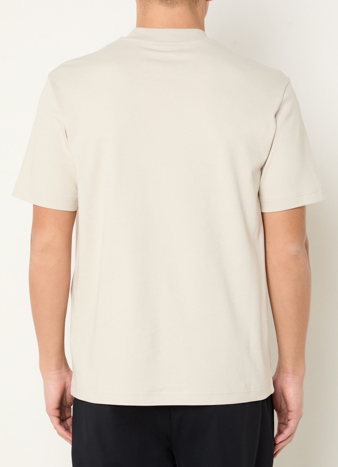 Armani T-shirt met logoborduring - achterkant 2 beige