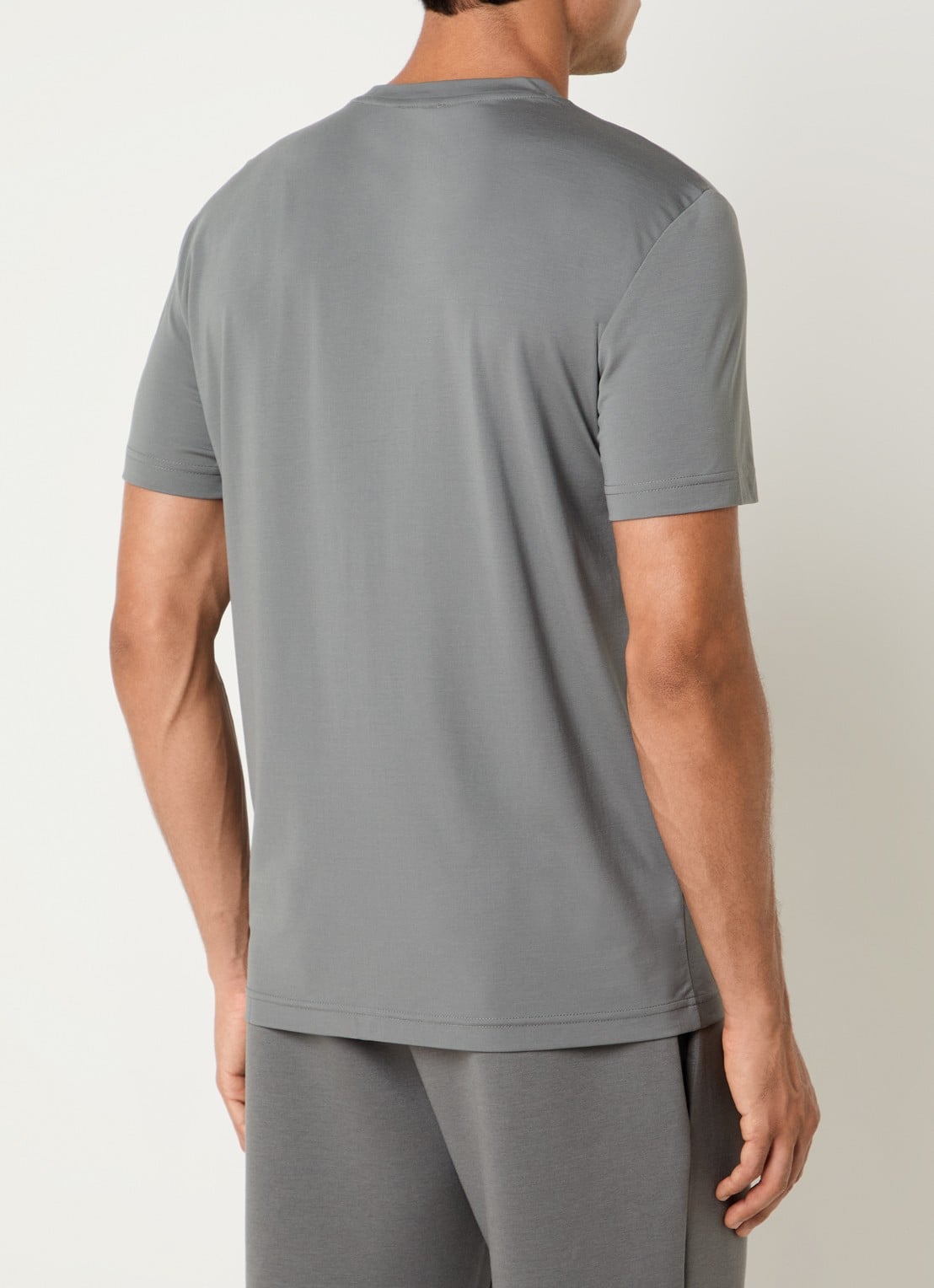 Armani T-shirt met logopatch  - achterkant 2 lichtgrijs