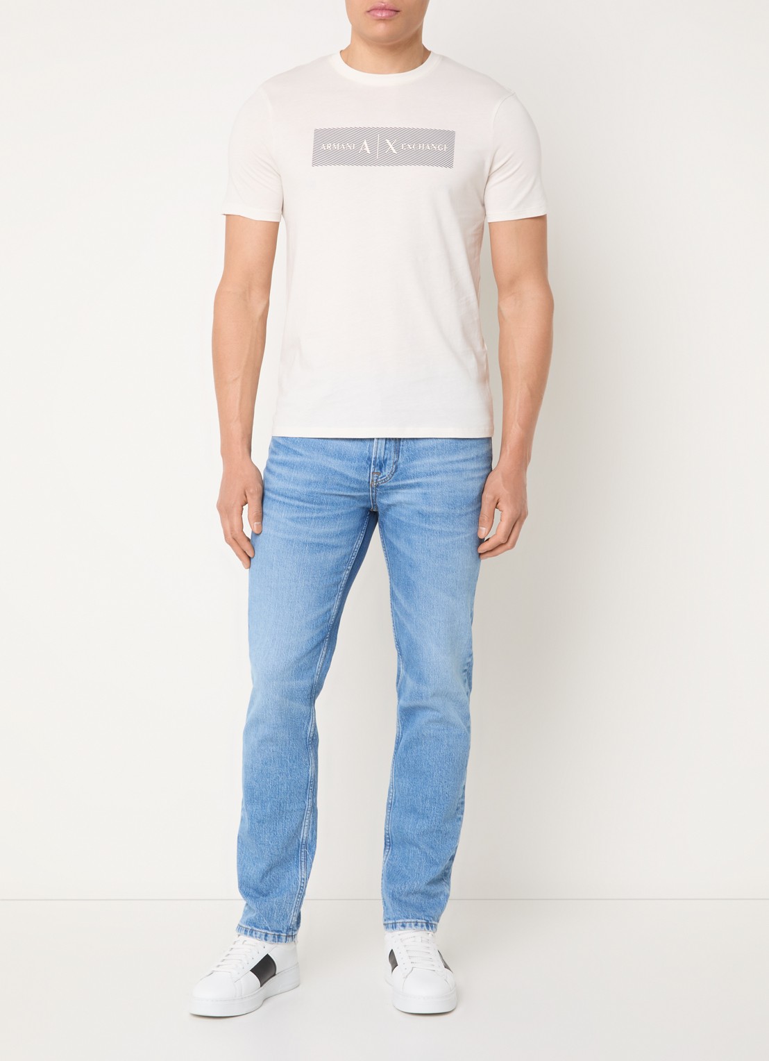 Armani T-shirt met logoprint - voorkant 2 gebroken wit