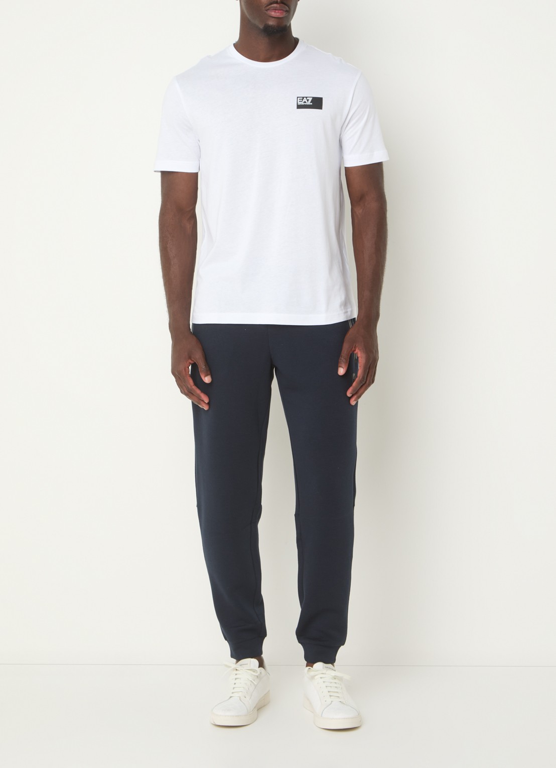 Armani T-shirt met logoprint - voorkant 3 wit
